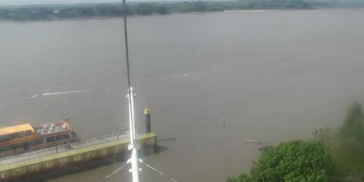 HD Live Webcam Wedel - Willkomm-Höft - Schiffsbegrüßungsanlage
